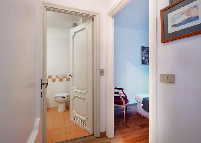 아파트 Minerva House