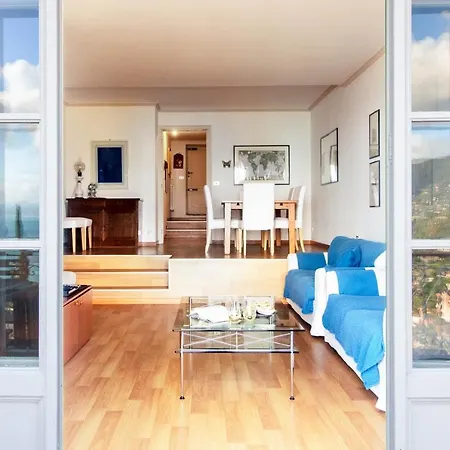 Minerva House דירה